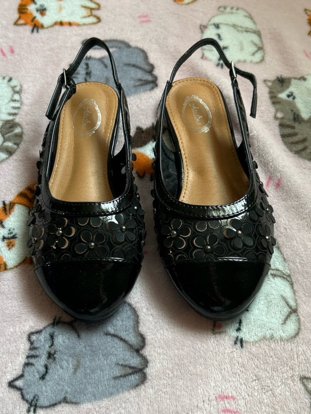 Women’s Black Slingback Floral Accent Heels